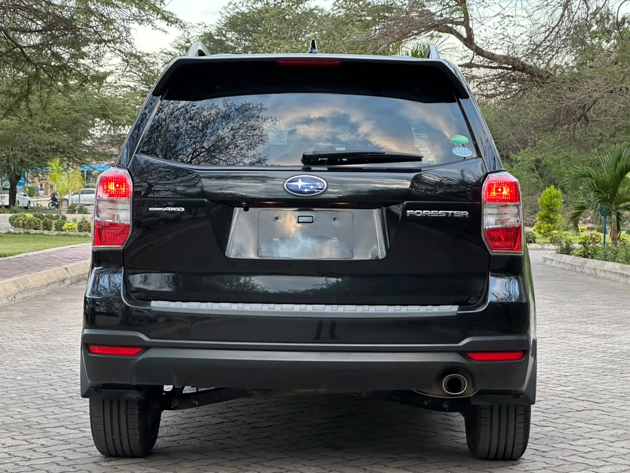 SUBARU FORESTER thumbnail 11